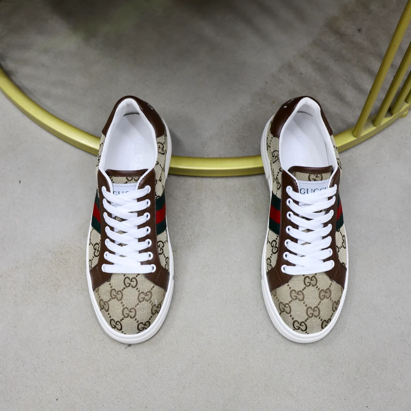 Men's shoes: 420💰🙅‍♂️🙅‍♂️🙅‍♂️ Brand: Gucci GuCCI Standard code: 38-44 (45 customized) Grade: Same as the official website Material: Brand cloth fabric Comfortable and breathable sheepskin lining Lightweight wear-resistant outsole Style category: Men's fashionable casual shoes Running sneakers Distinguished luxury brand elements Top luxury Color: actual picture color